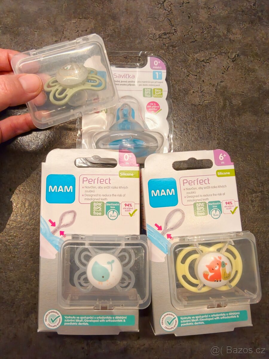 MAM dudlíky 0+ a 6+, savička vel. 1