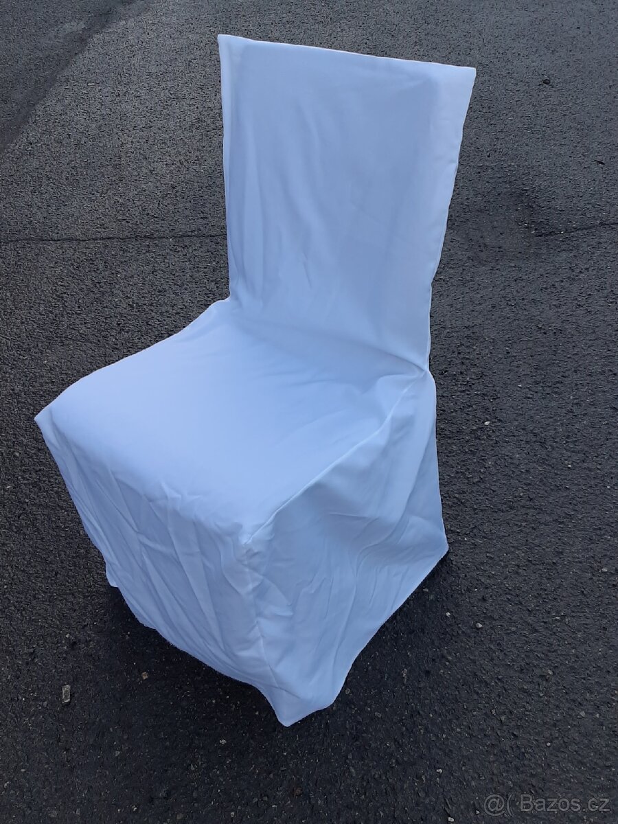 200 ks stohovatelné židle do restaurace konferencní