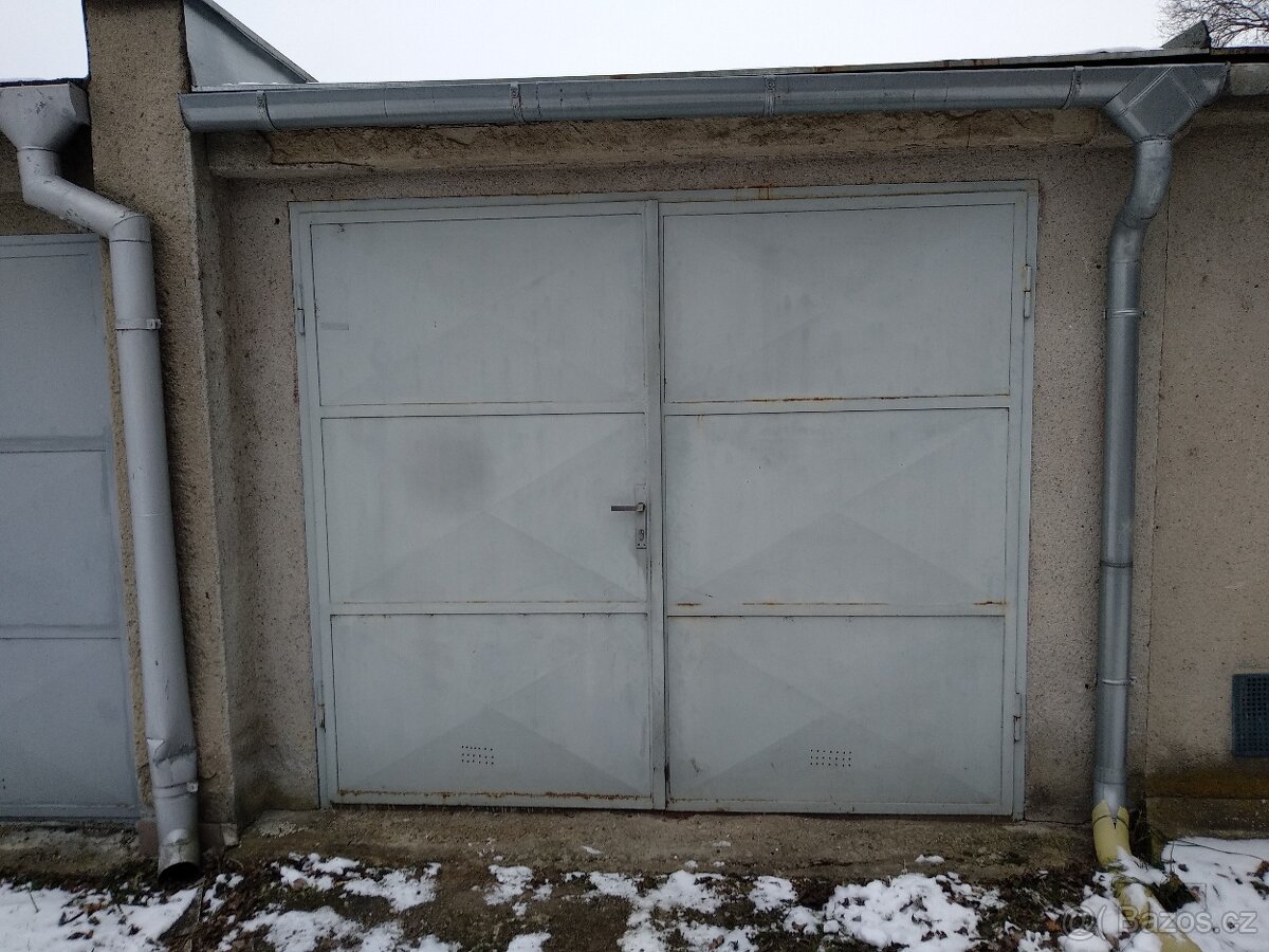Garáž Vyškov - ul. Letní