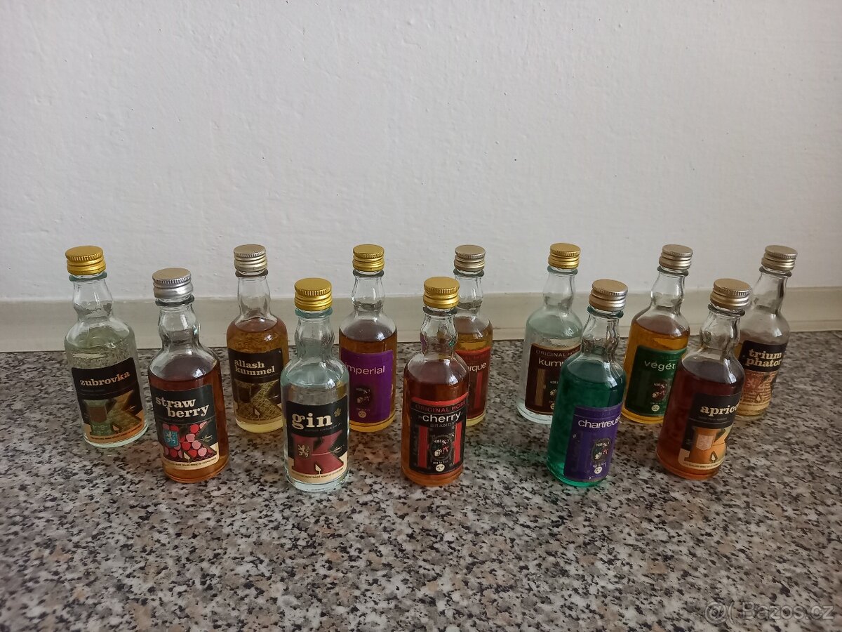 Mini lahvičky alkoholu