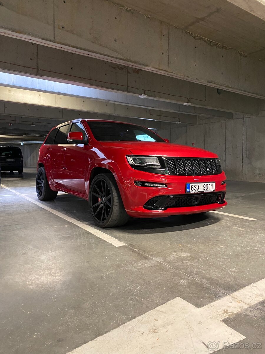 Jeep Grand Cherokee SRT