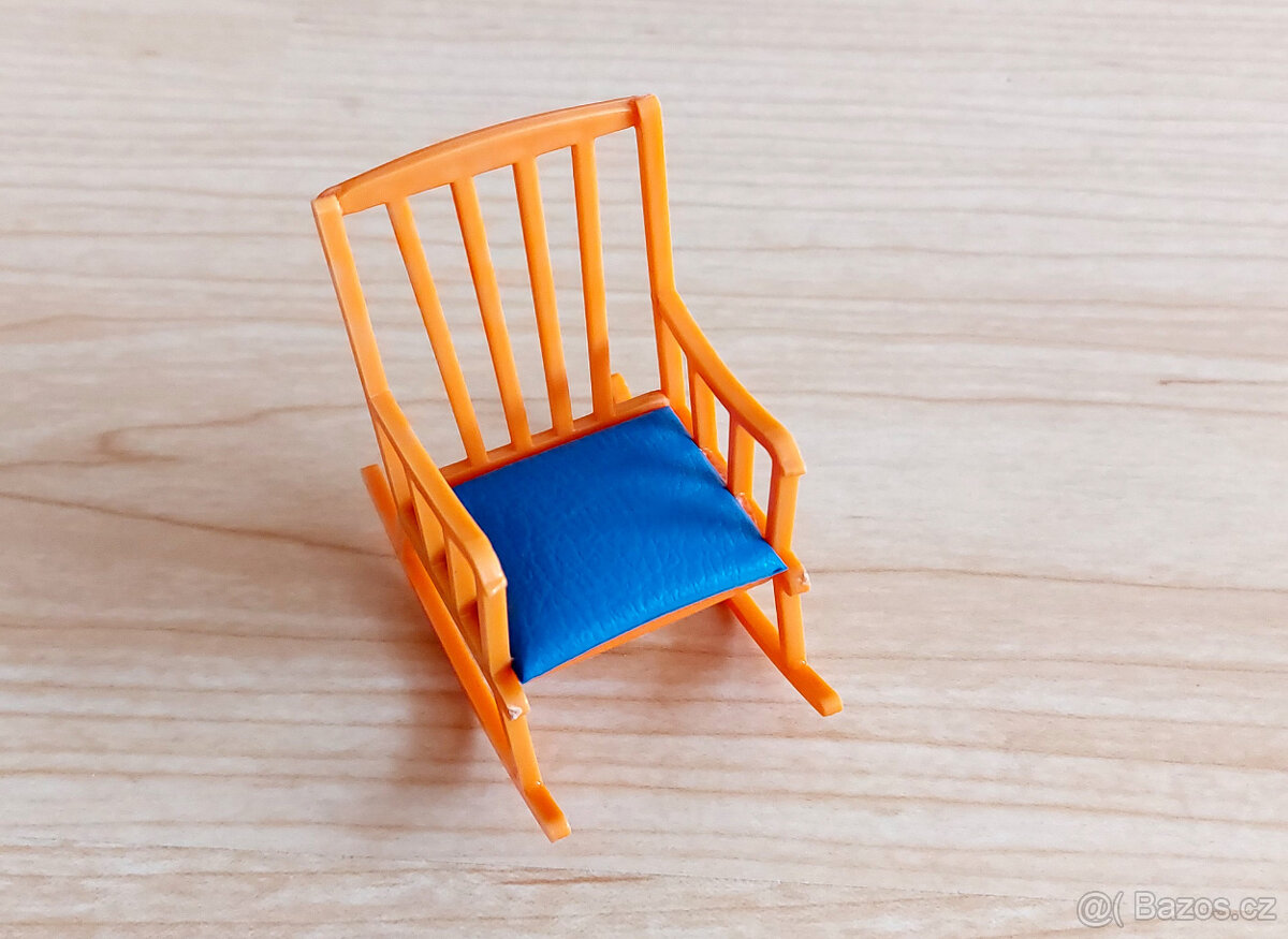 retro nábytek pro panenky - houpací křesílko