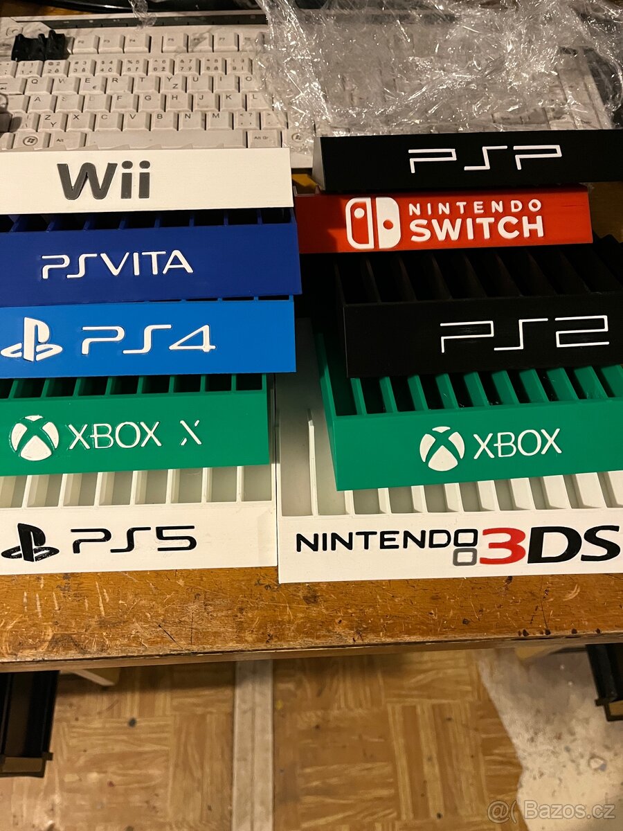 Stojanky na hry PlayStation, Nintendo, Xbox