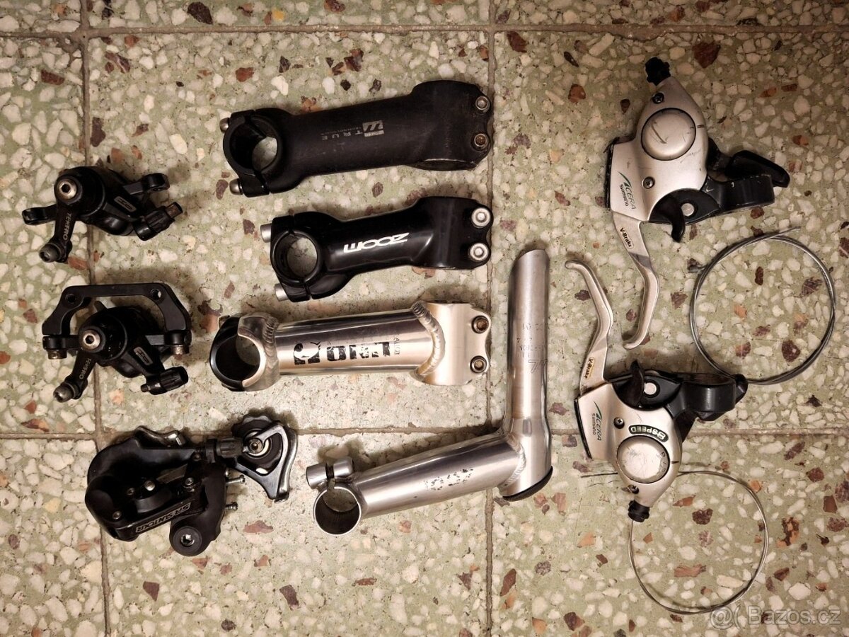 Představce, páky a řazení Acera