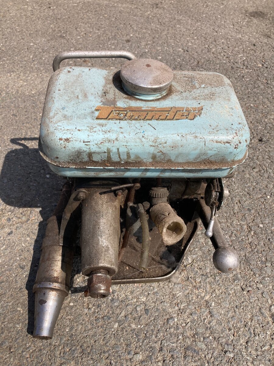 Lodní Motor VEB Motoren -nálezový stav