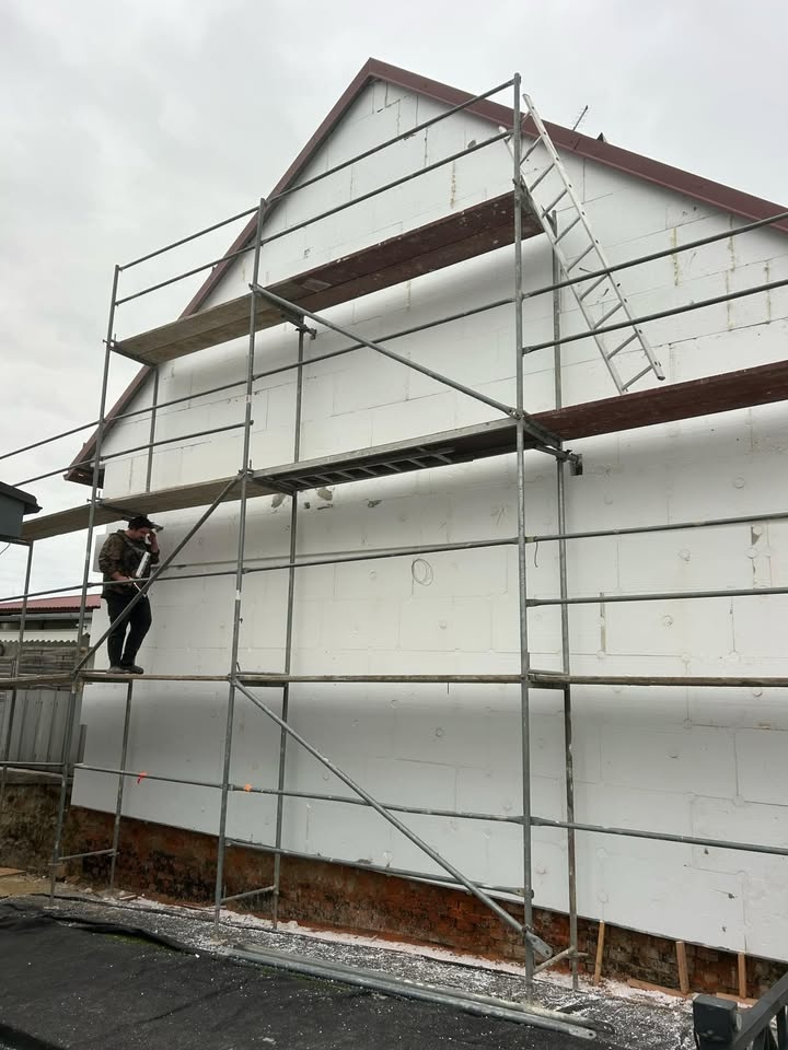 LEŠENÍ PUJČIM LEVNÉ