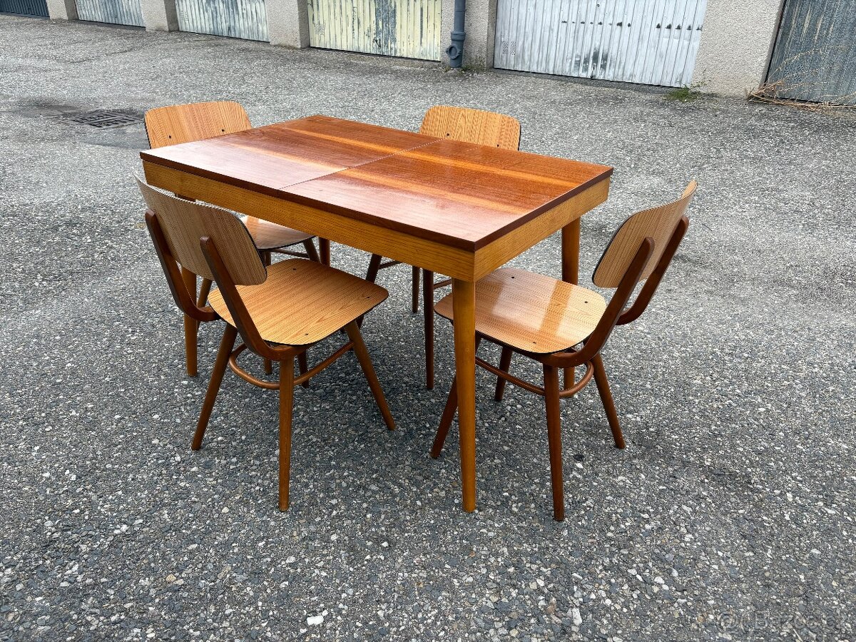 Jídelní set stůl židle