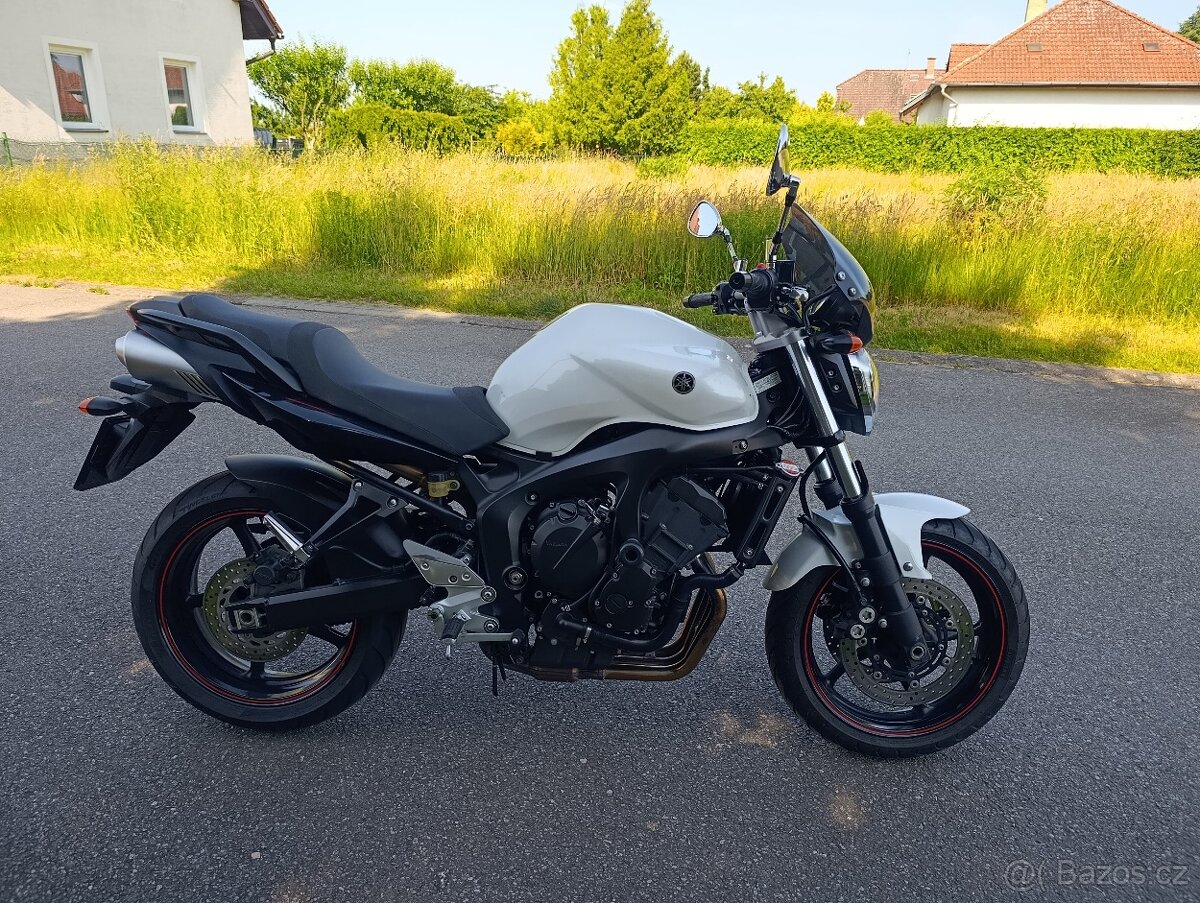 Yamaha FZ6 S2