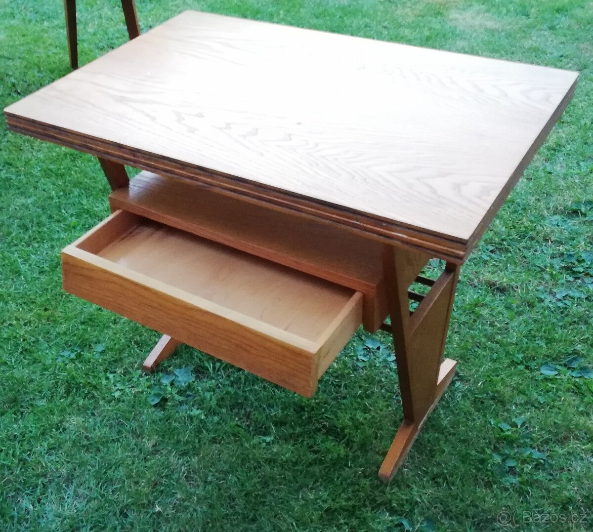 Retro stolek rozkládací