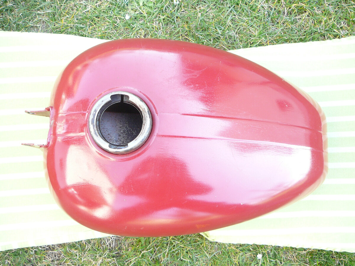 Nádrž na JW 250/350 panelka, kývačka