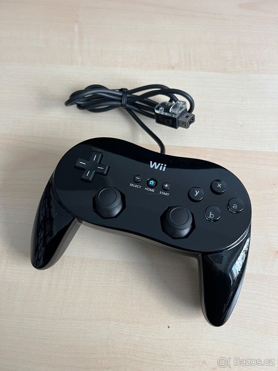 Nintendo Wii Classic Controller Pro