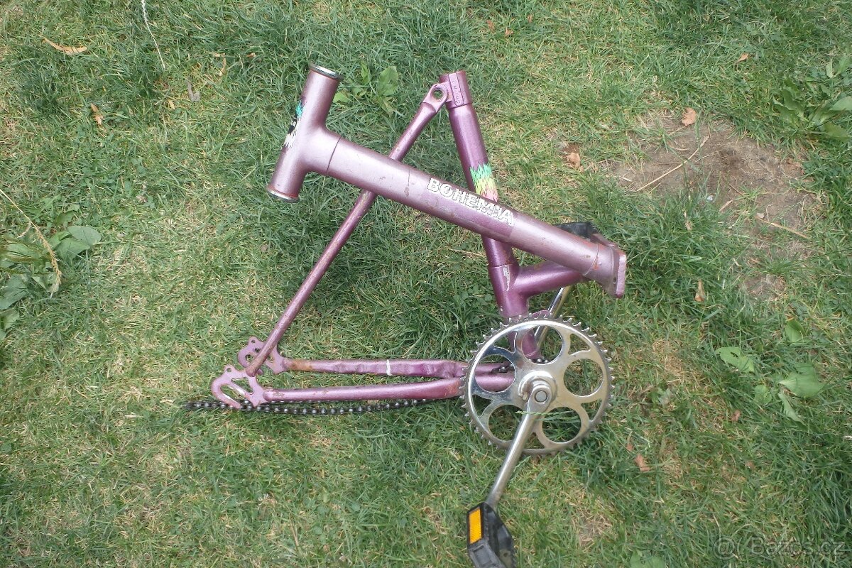 Skládačka Minsk3, Aist