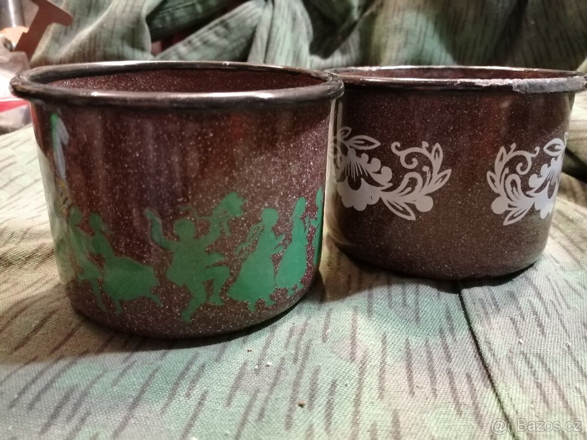 Prodám dva nejznámější retro plecháčky