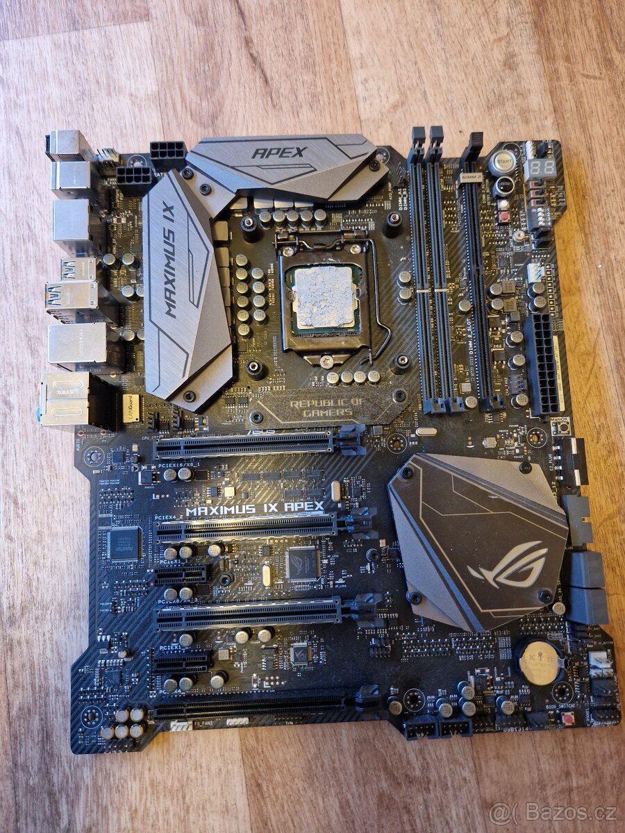 Asus maximus apex z270 top oc cpu.