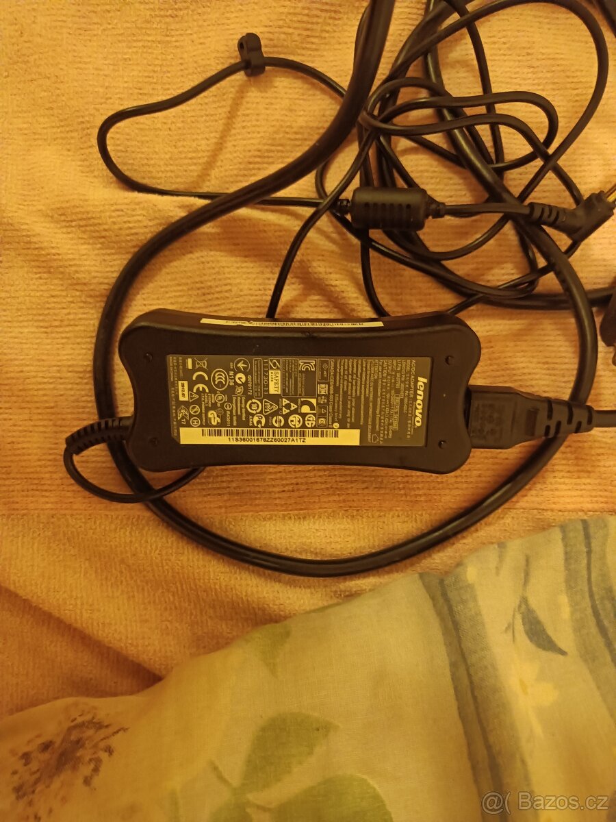 Lenovo nabíječka