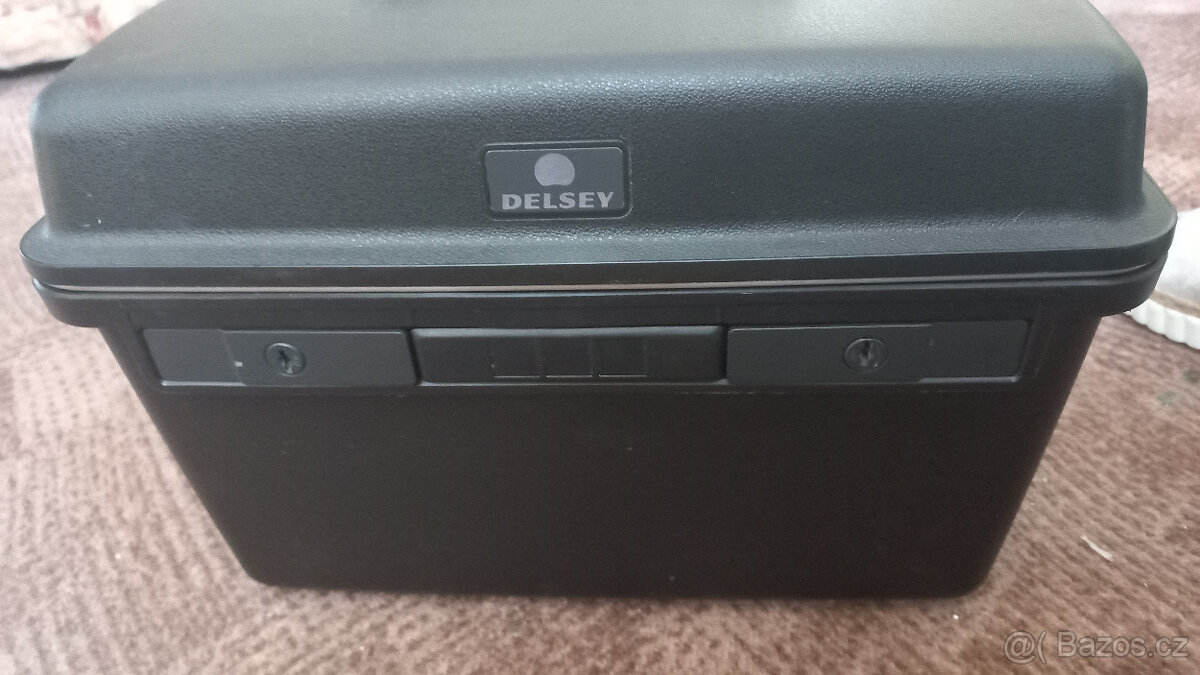 kosmetický kufřík, cestovní černý, DELSEY