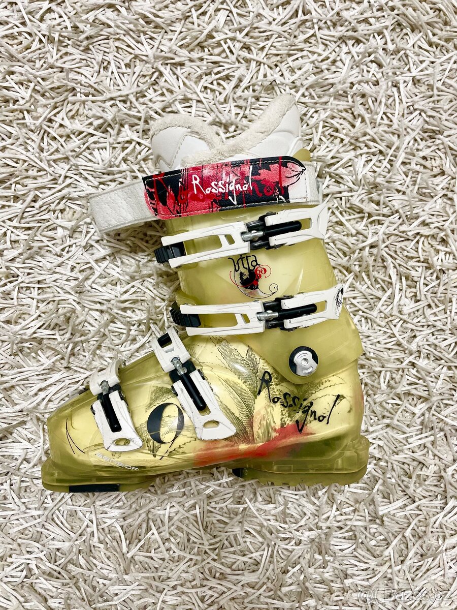 Lyžařské boty 24,5