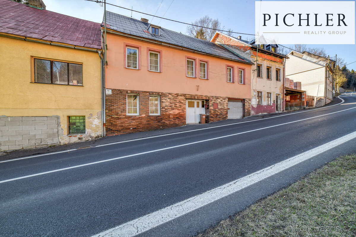 Prodej rodinného domu/chalupy 203 m2 s garáží