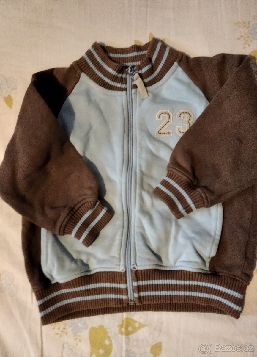 Mikiny a svetry vel.98