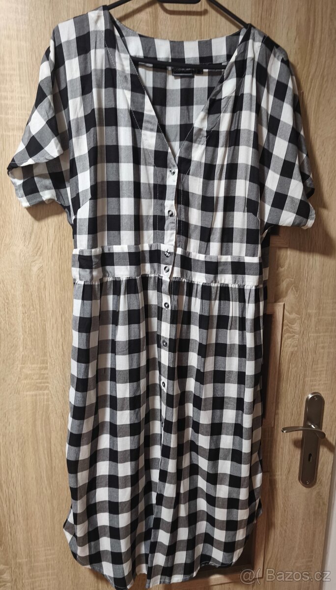 Dámské letní šaty