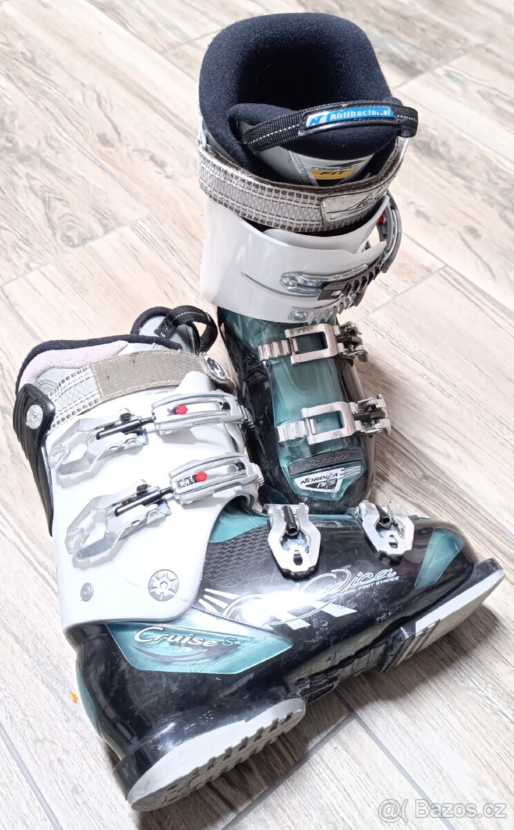 Lyžáky, dámské vel.38