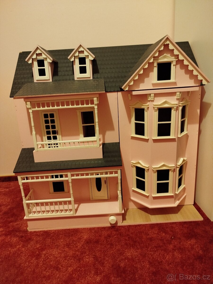 REZERVACE dřevěný domeček pro panenky sběratelský