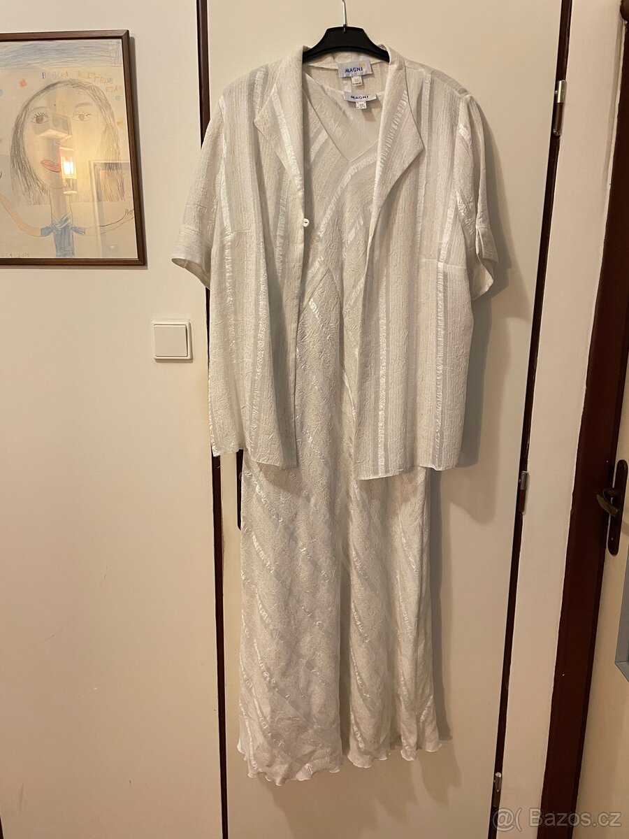 Dámské společenské šaty