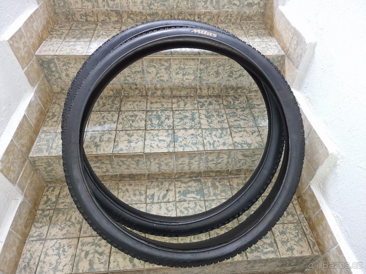 Nové pláště na kolo