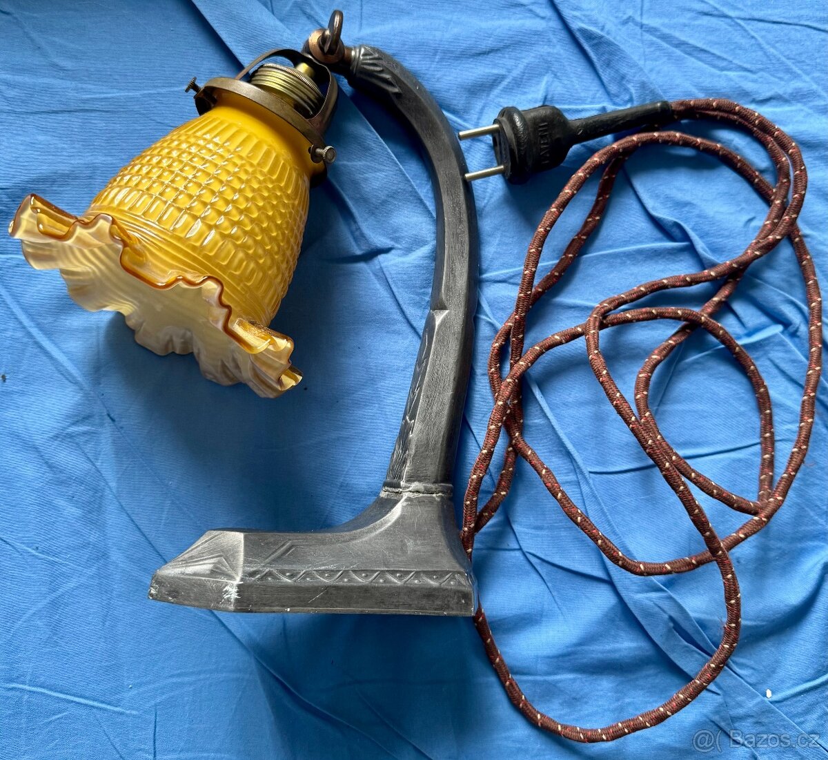 starožitná lampička funkční-více v inzerátu