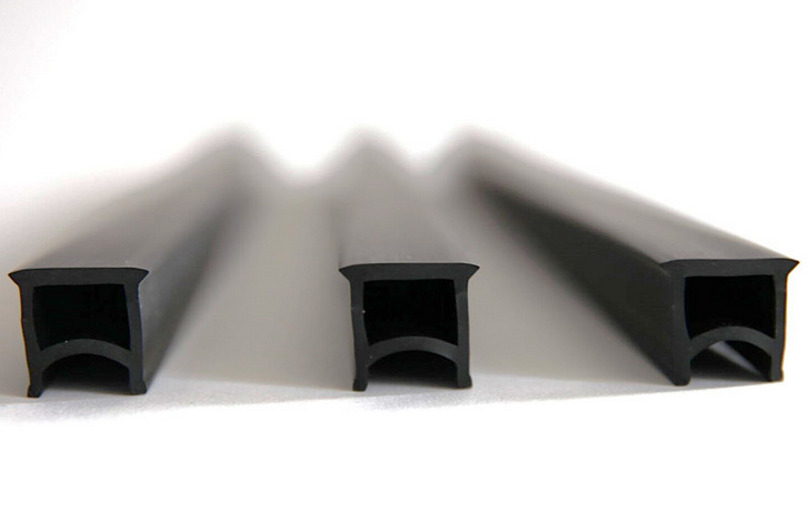 PVC záslepky pro T-drážky 16 mm, 20x 500 mm