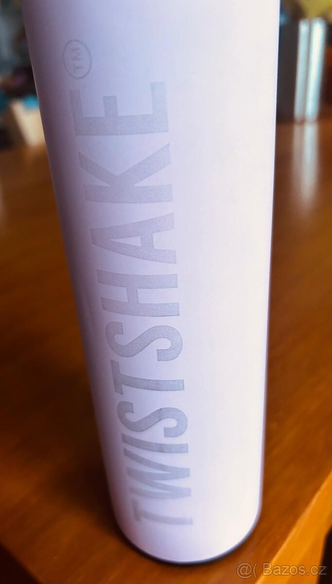 Termoska Twistshake - jedna z malá, která neteče + termosk