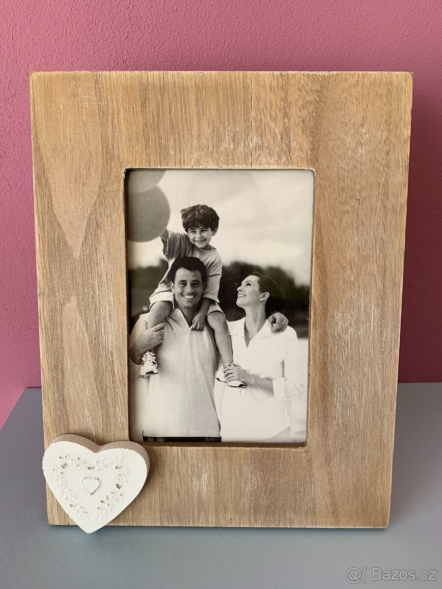 Fotorámeček Bílé srdce