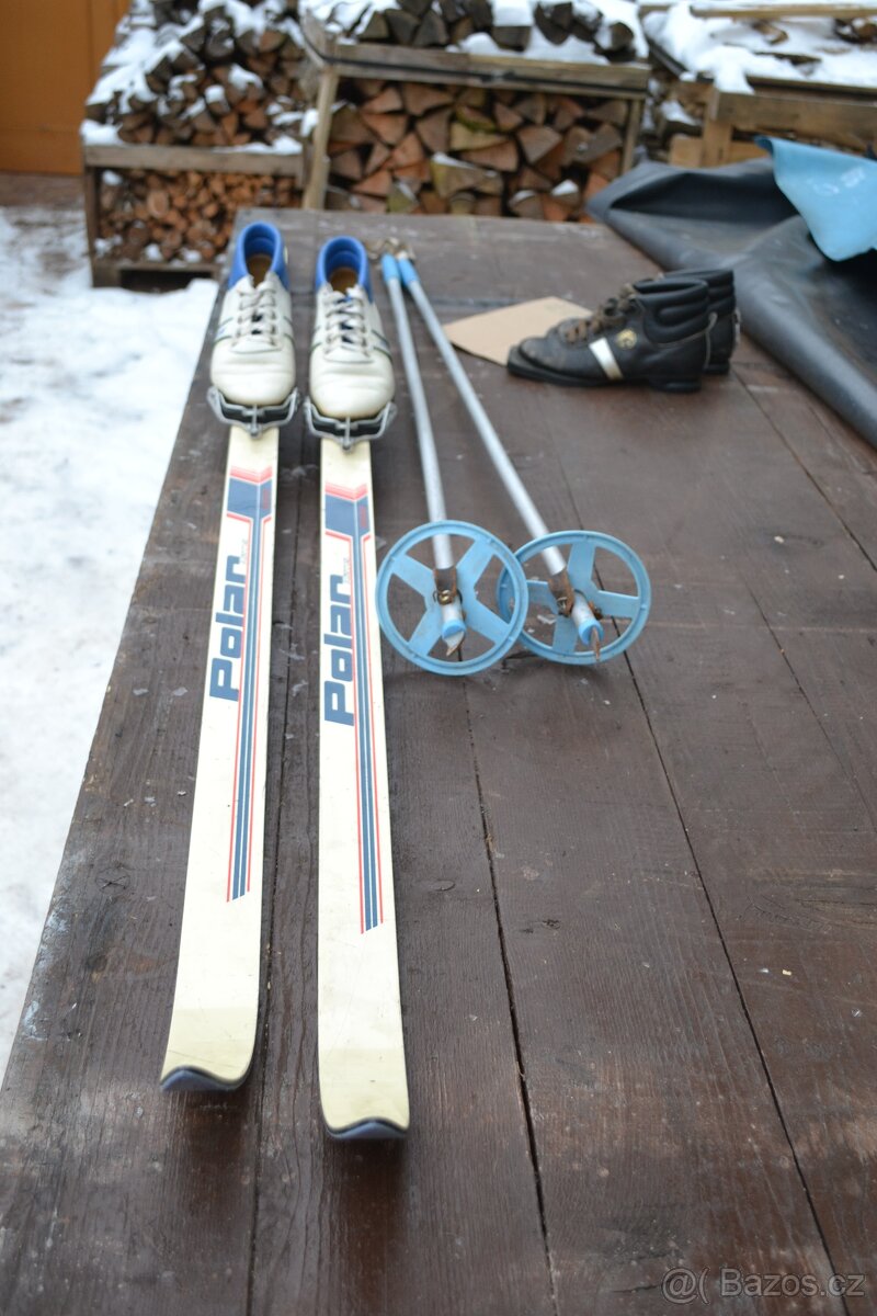 běžky 180cm boty EU 39 Botas , NN 75 vázko a hole