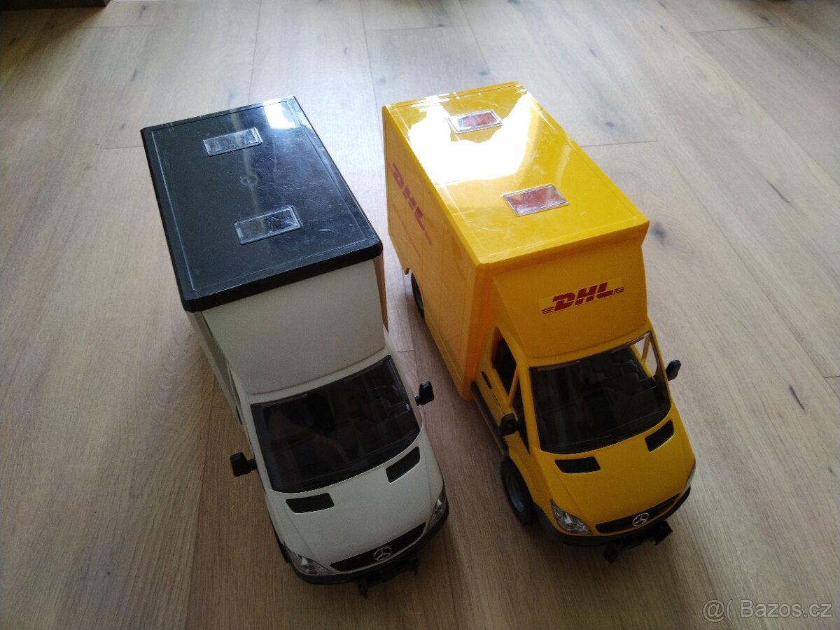Bruder Přepravník na koně, DHL, traktor