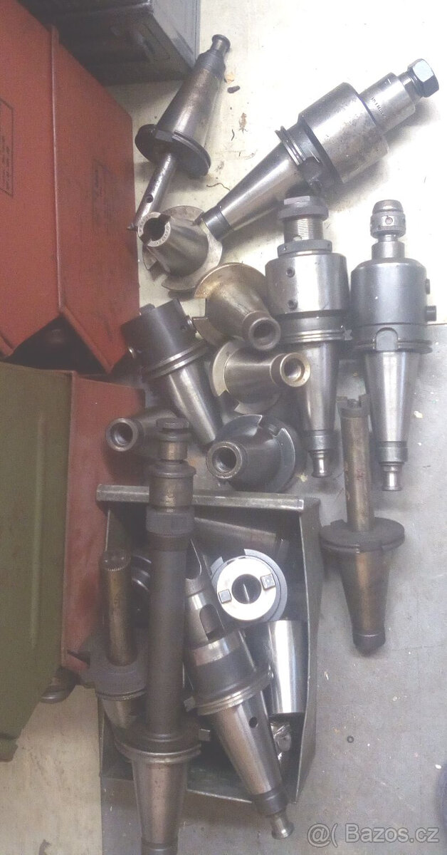 Držáky , redukce, vyvrtávací tyče ISO50