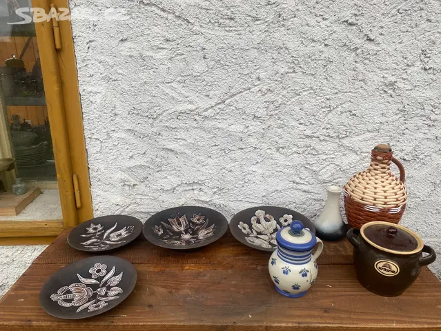 Keramicke talire, konvice svestky, demizon, soudek