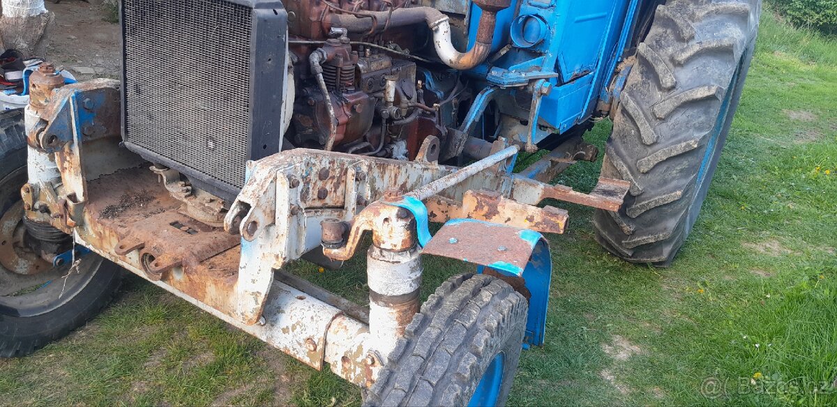 Prodám podvazani na zetor 5511 DH 012