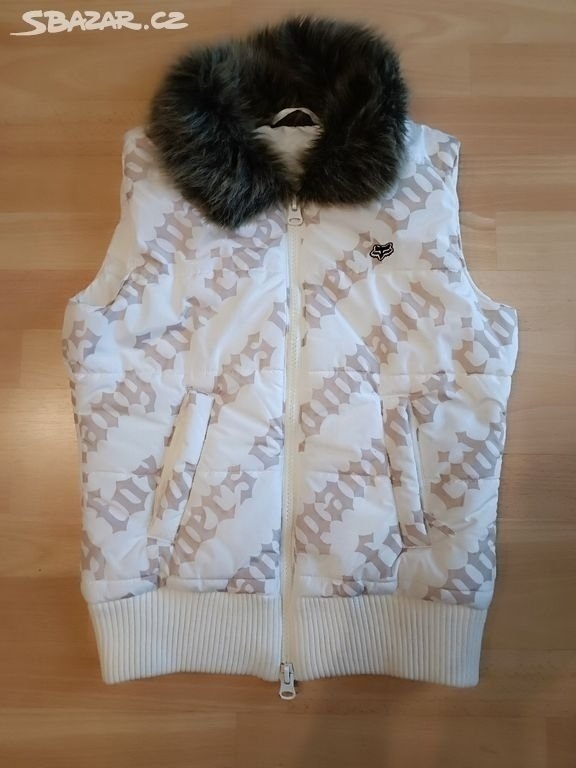 Vesta s kožešinkou 146/152