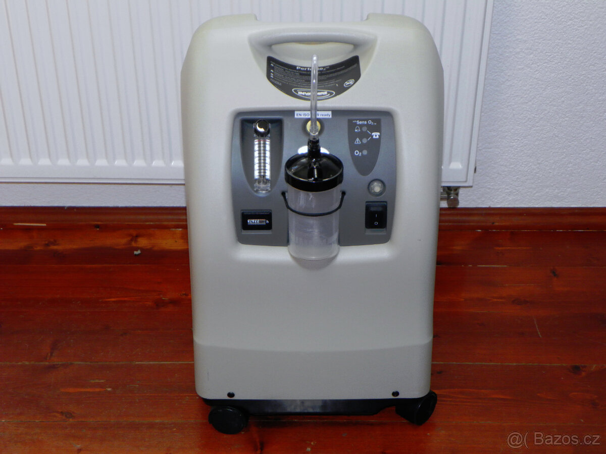 Kyslíkový koncentrátor INVACARE Perfecto, 4l/min.