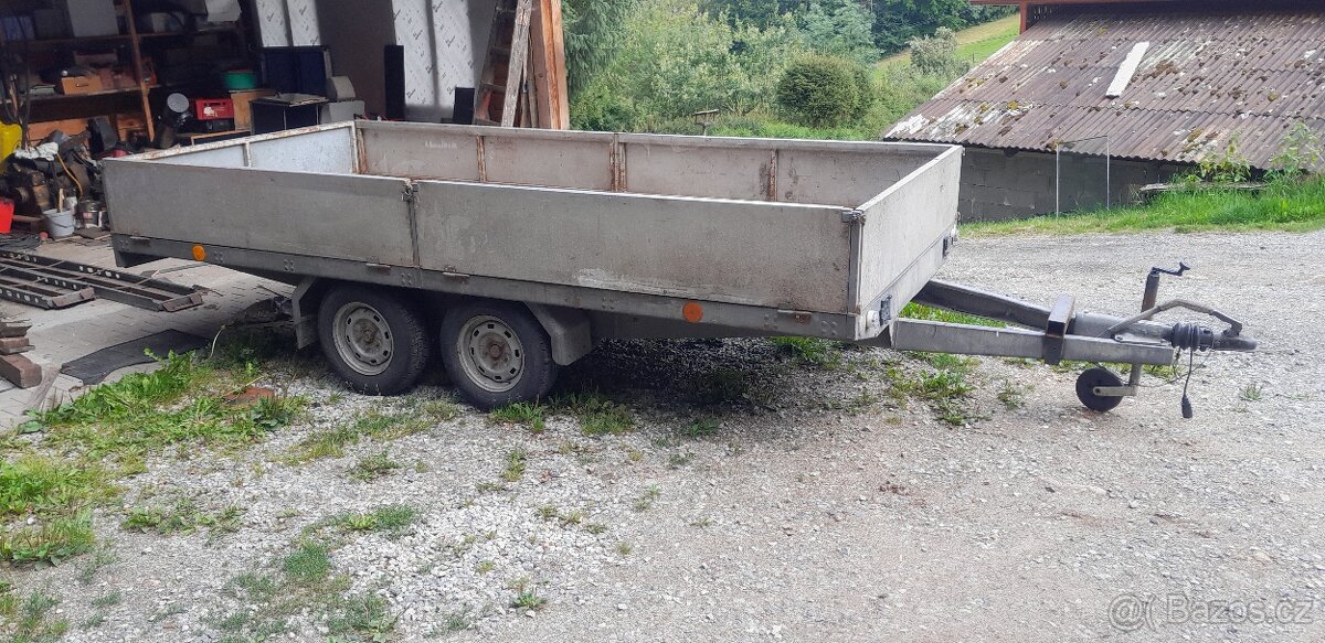 Přívěs, plato Agados