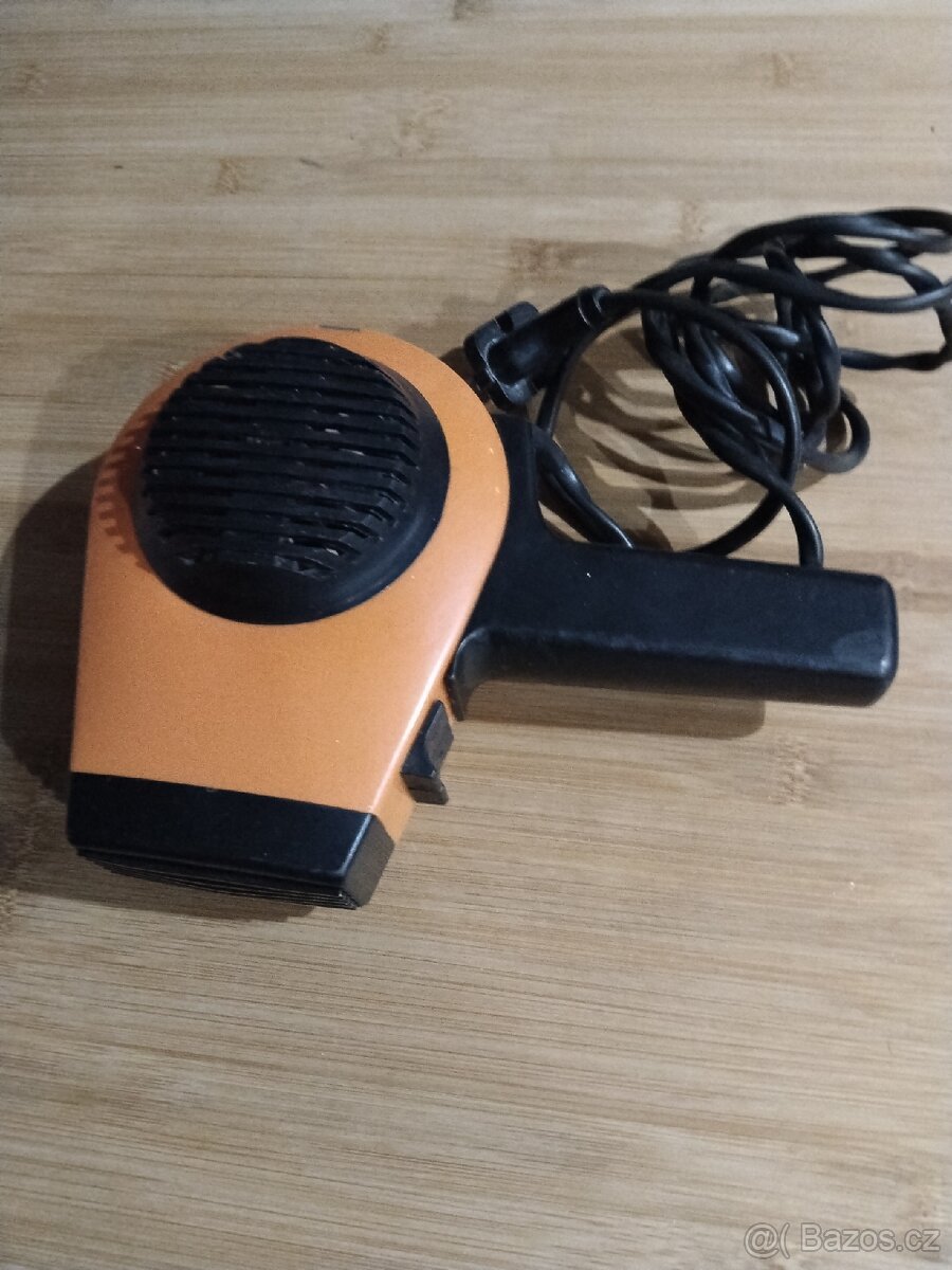 Retro fén na vlasy
