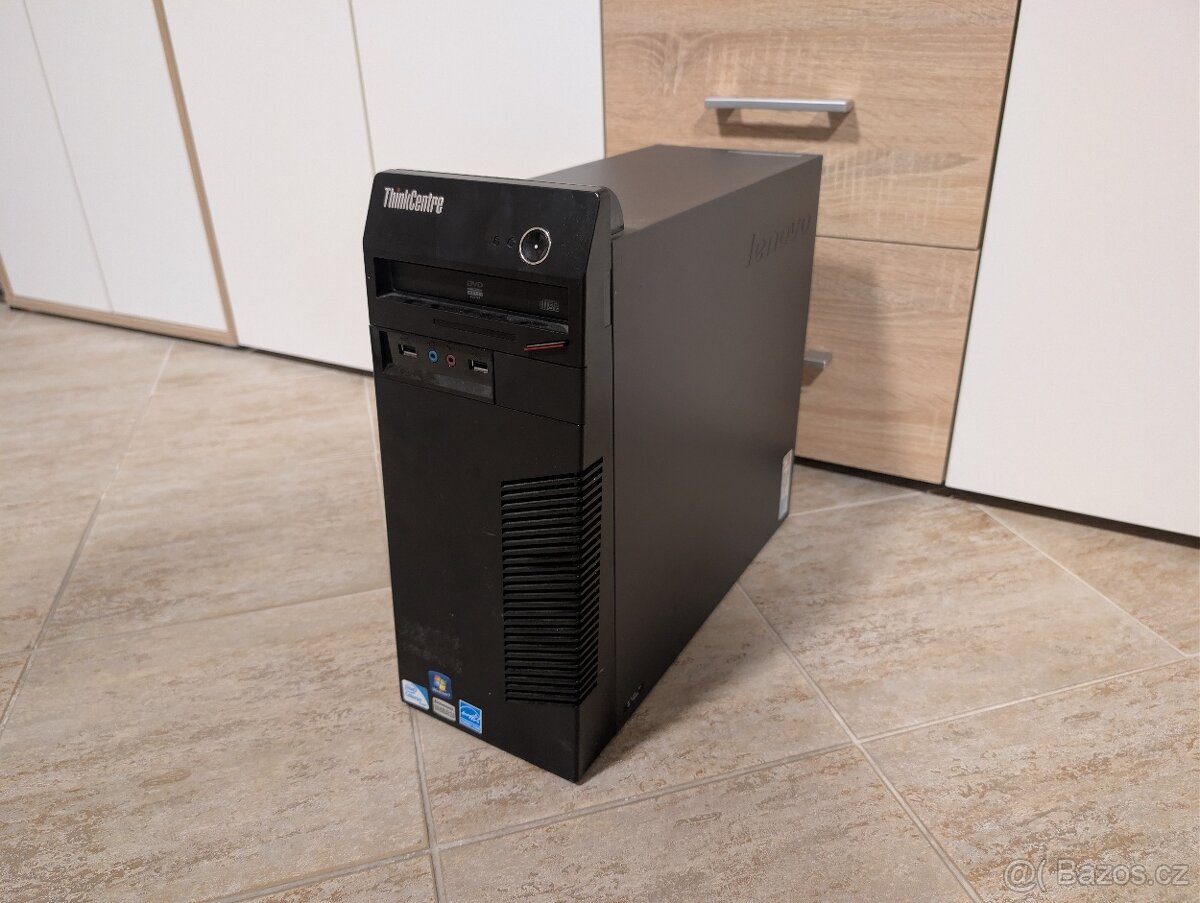 Stolní počítač Lenovo ThinkCentre M71e