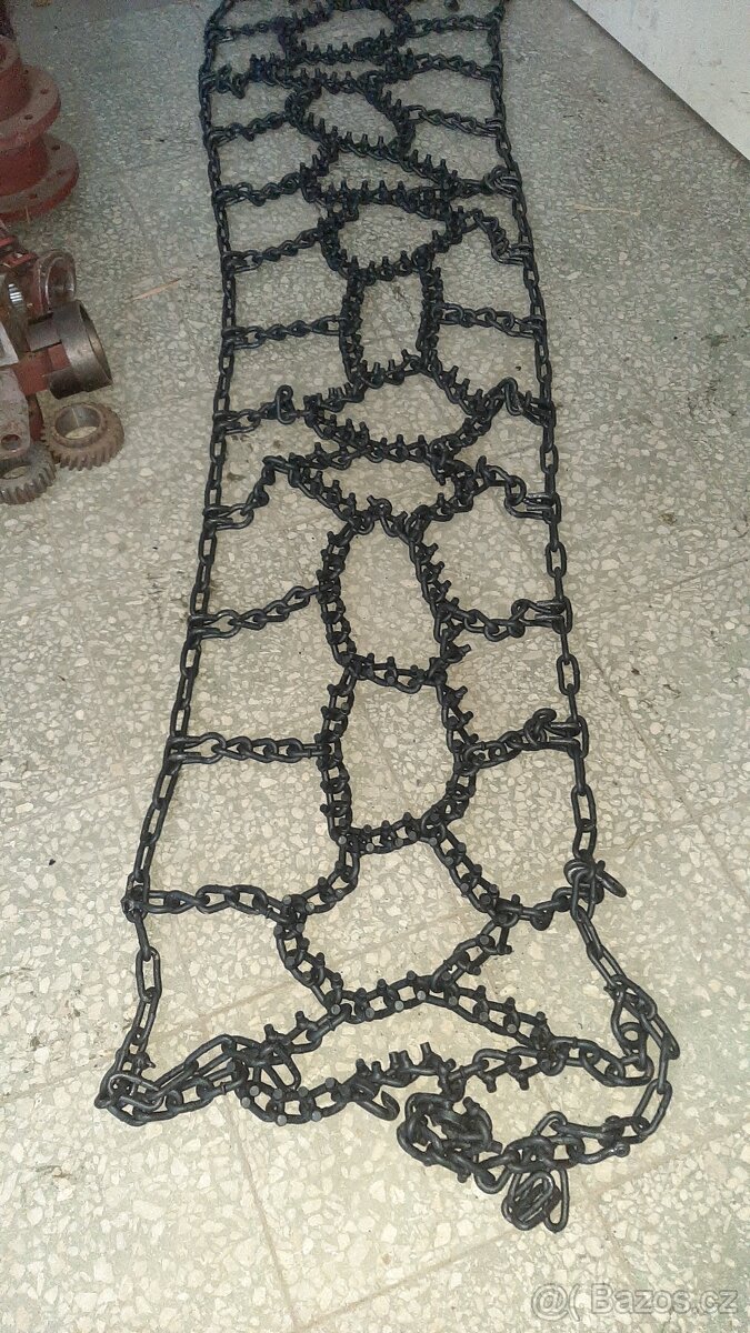 Prodám sněhové řetězy.