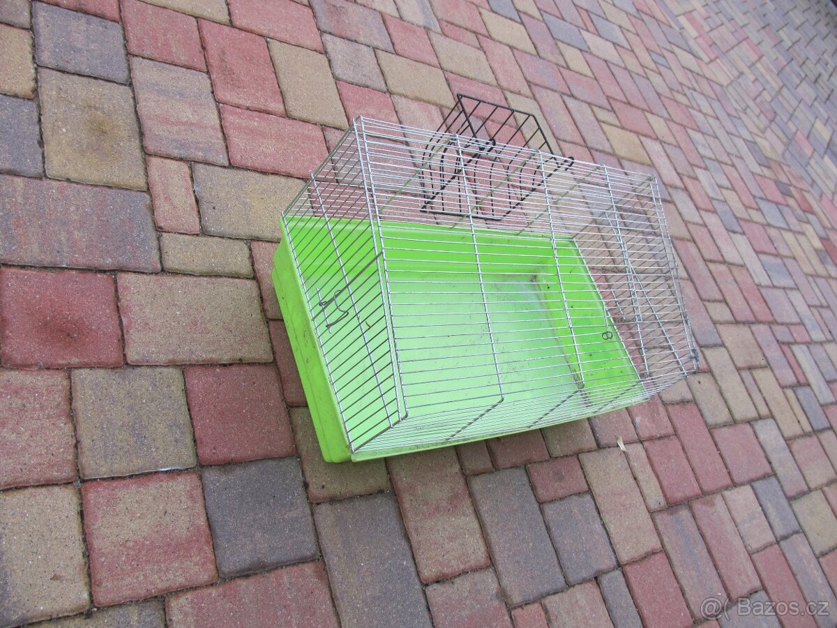 Nabízím klec