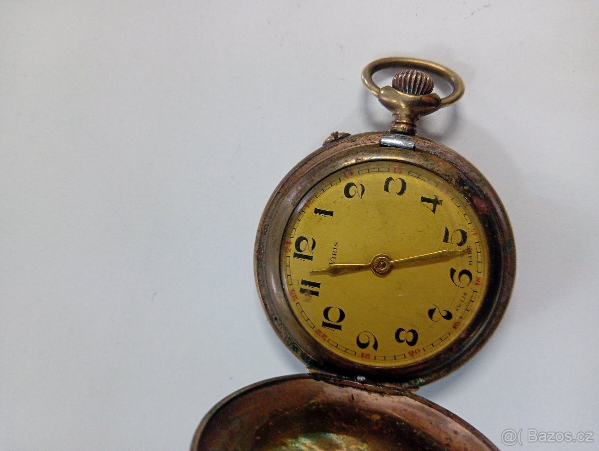 120 let staré hodinky