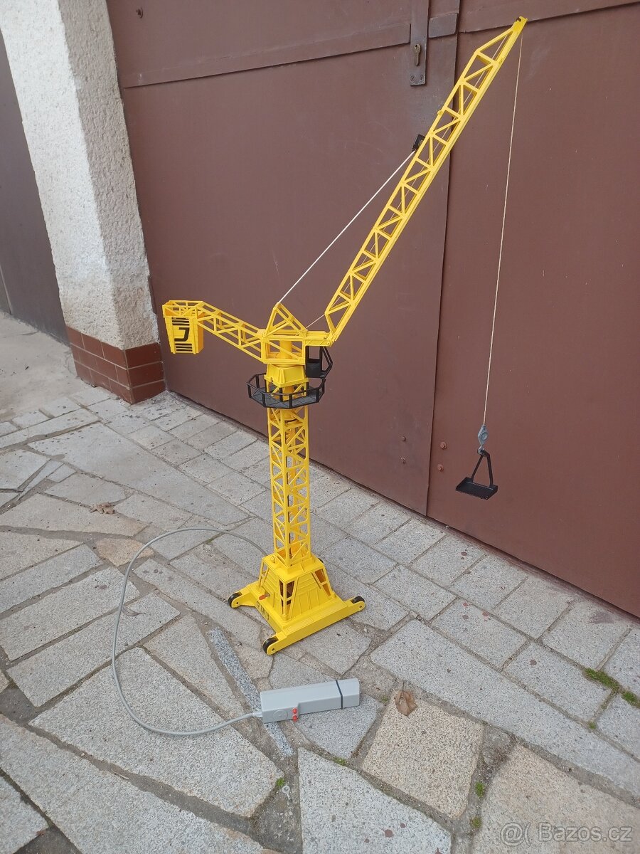 Dětský jeřáb Joustra z 80 let