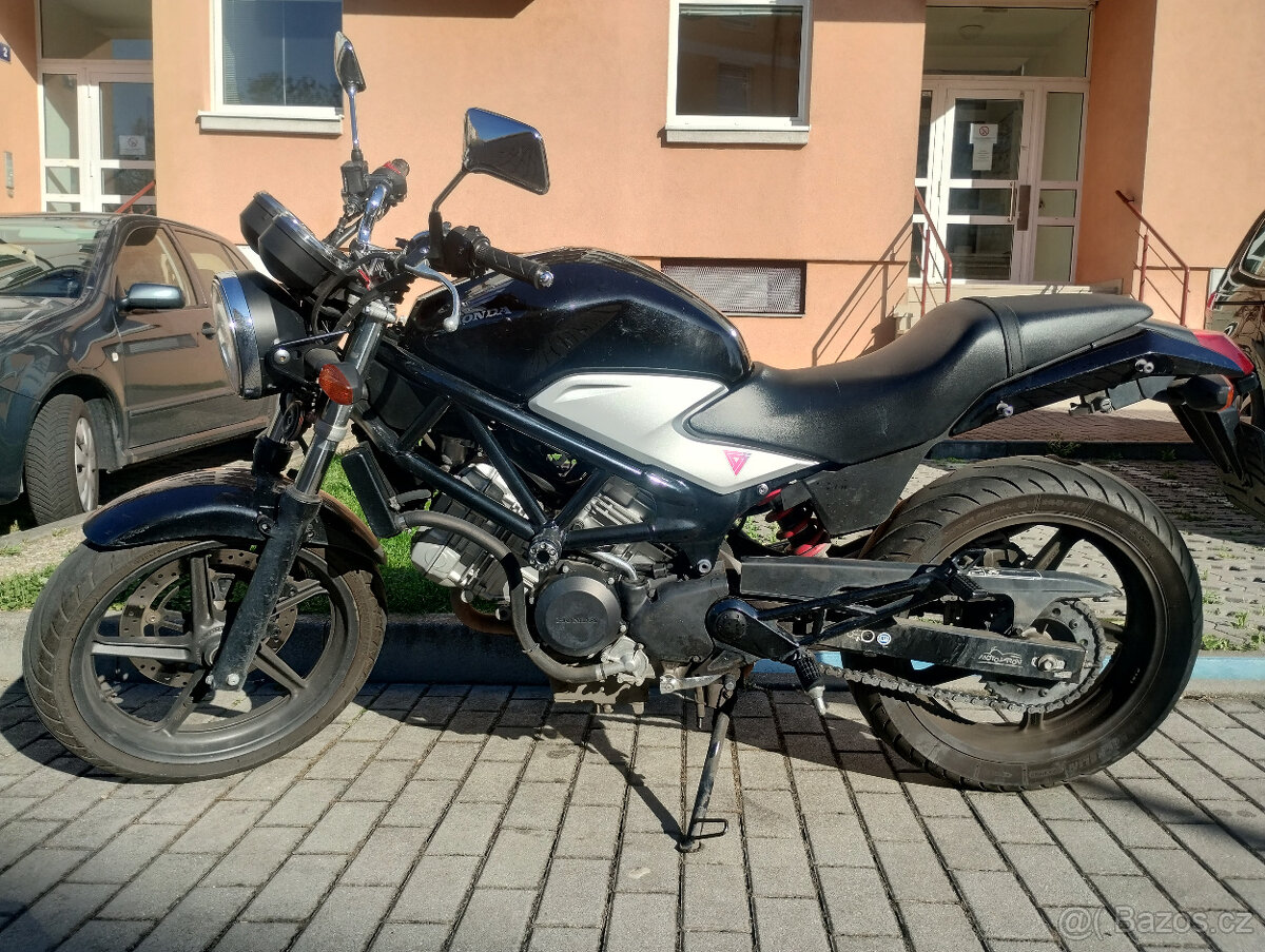 Honda VTR 250 2009