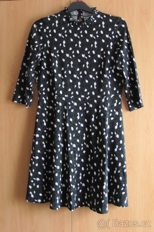 Tmavě zelené šaty Dorothy Perkins