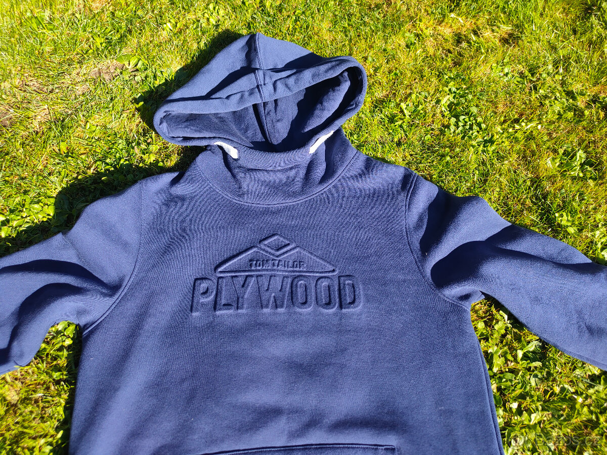 prodám tmavěmodrou mikinu TOM TAILOR vel.M.za 600KČ