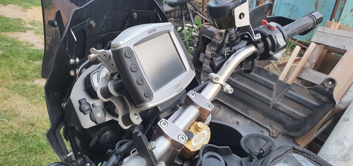 Navigace garmin ZUMO 500